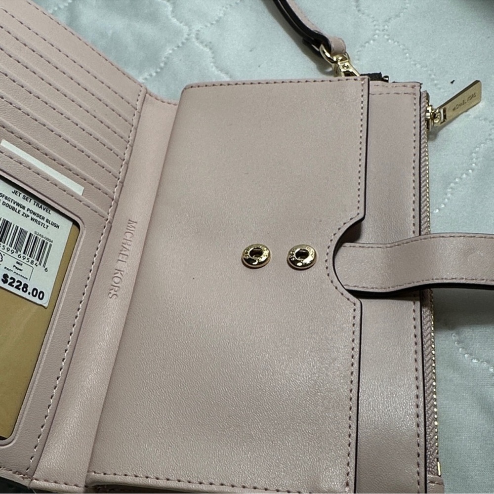 Michael Kors Jetset Brown and Blush Pink Wristlet/Phone Holder - Picture 11 of 15